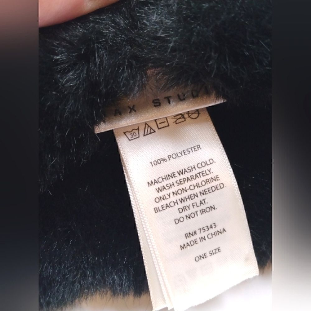 Faux Mink Fur Infinity Scarf. O/S Winter Max Studio - Picture 6 of 7